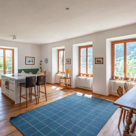 Apartment Haus Meran - Your Austrian *