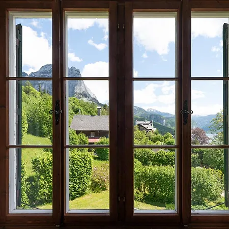 Haus Meran - Your Austrian Apartment Grundlsee